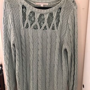 Long sleeve sweater with lace detail